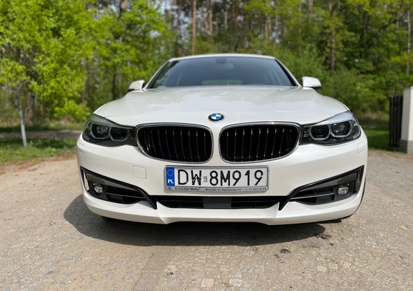 BMW Seria 3 cena 85500 przebieg: 156000, rok produkcji 2017 z Wrocław małe 191